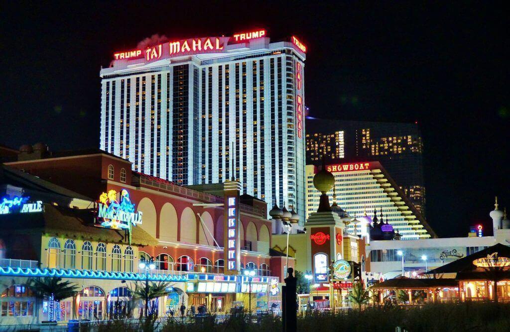 atlantic city casinos at night